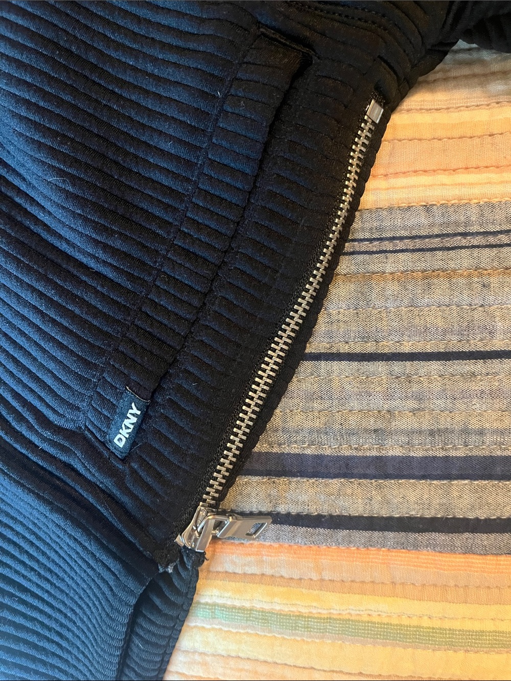 Dkny Women's Black Ribbed Half-Zip Hoodie - Picture 2 of 4